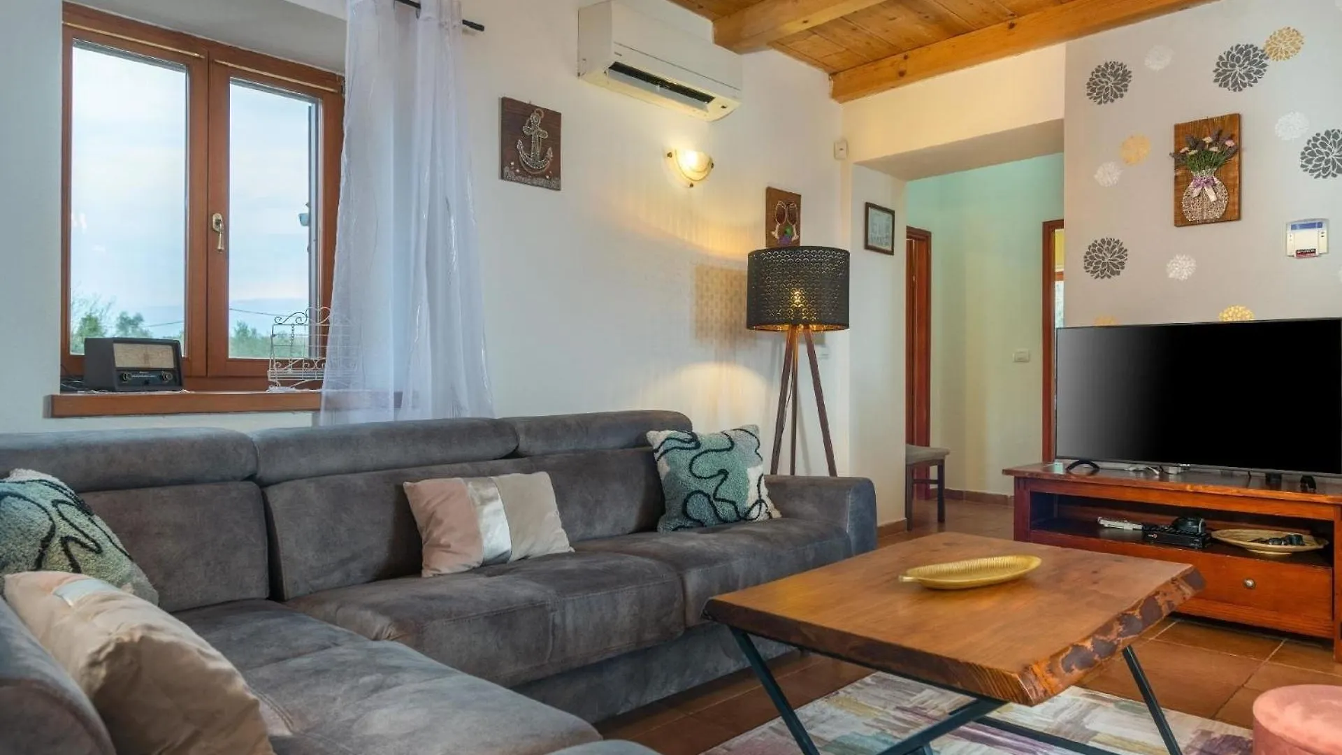 Traditionelles Istrisches Haus Mit Privatem Pool Und Grossem Garten Rakalj Croácia